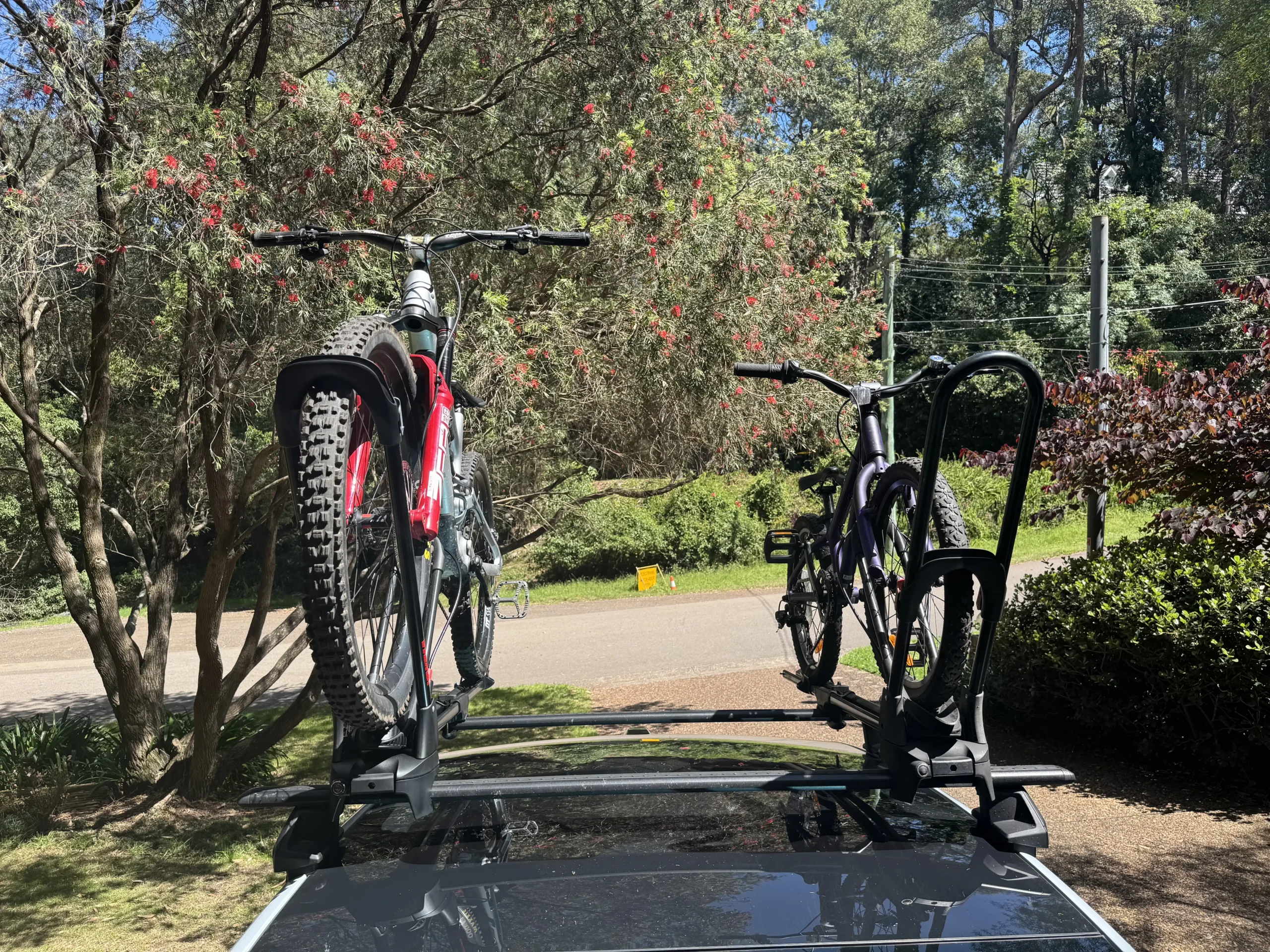 29er and 20" bikes on yakima frontloaders